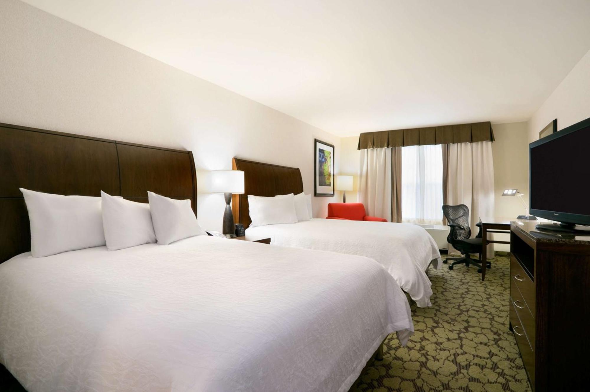 Hilton Garden Inn Auburn Ngoại thất bức ảnh