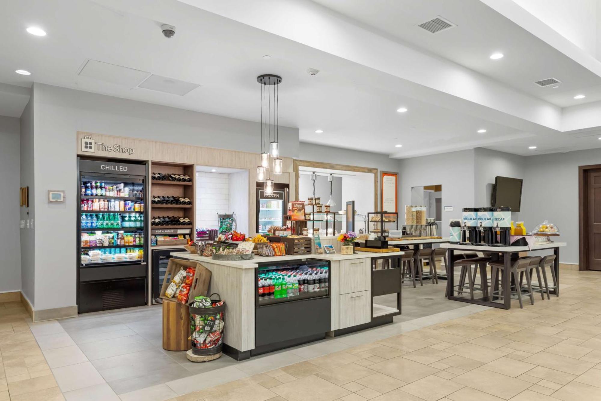 Hilton Garden Inn Auburn Ngoại thất bức ảnh